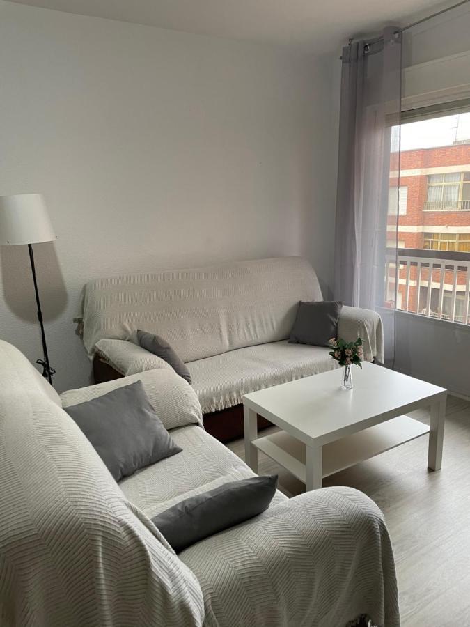 Precioso Apartamento En Puertollano Apartment Exterior photo